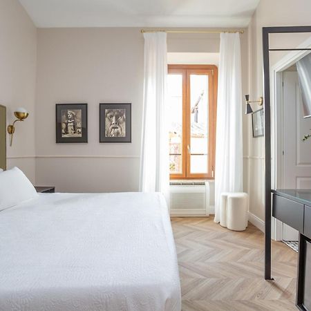 Daplace - La Mongolfiera Rooms In Navona Rome Exterior photo
